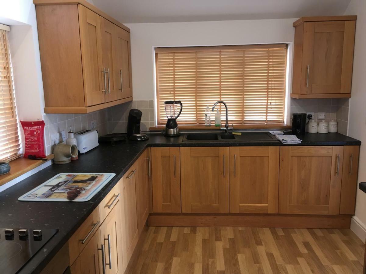 Maesbury Riverside Oswestry Dış mekan fotoğraf
