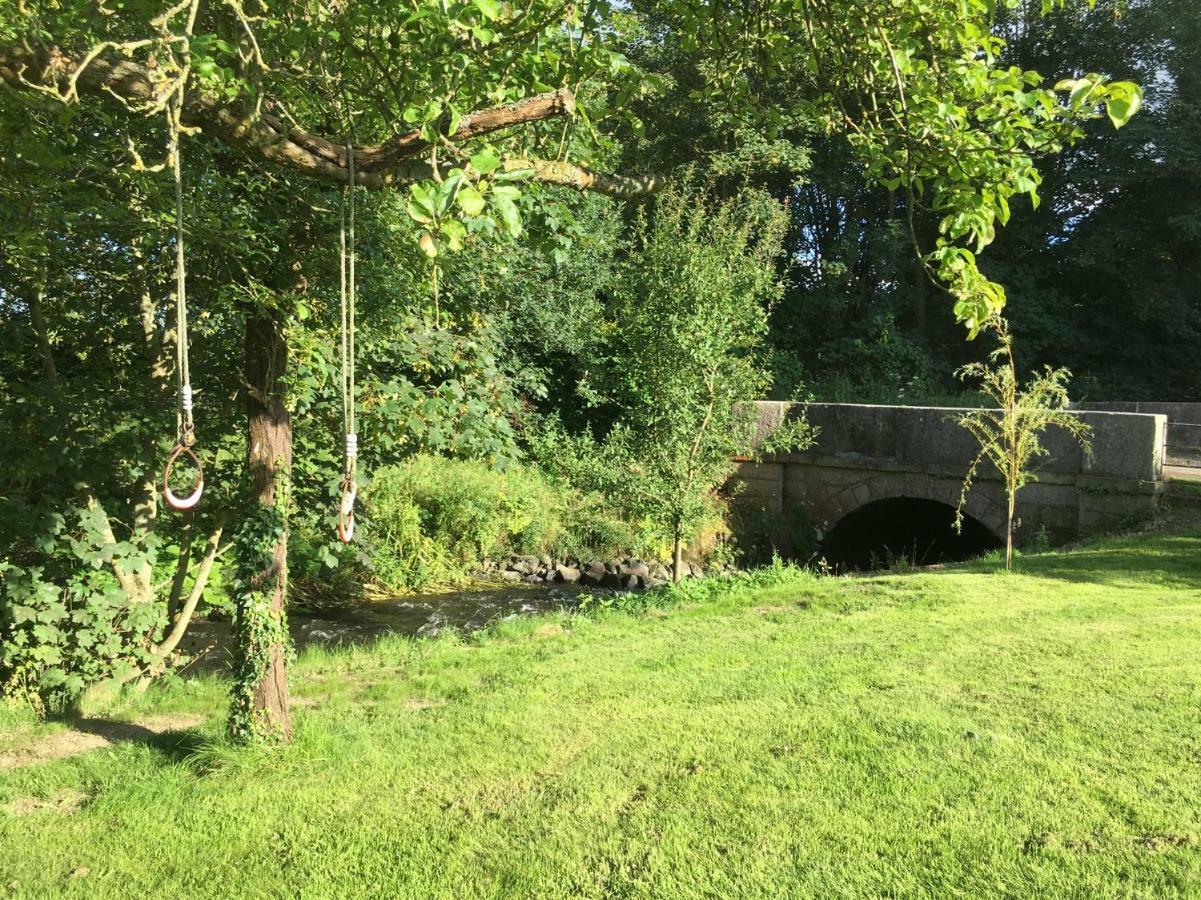 Maesbury Riverside Oswestry Dış mekan fotoğraf
